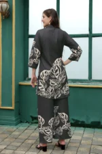 Luxury Black Floral Leaf Co-Ord Set for Women – Straight Kurti with 3/4 Sleeves & Palazzo Pants - Image 7