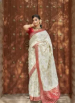 Ivory Silk Saree with Antique Red Zari Border & Royal Motif Weaving – Elegant Wedding & Festive Wear - Image 8