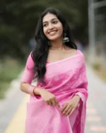 Blush Bloom Pink Soft Silk Saree with Subtle Floral Weaving - Image 5