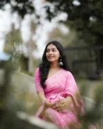 Blush Bloom Pink Soft Silk Saree with Subtle Floral Weaving - Image 3