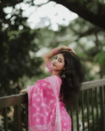Blush Bloom Pink Soft Silk Saree with Subtle Floral Weaving - Image 2