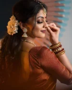 Maharani Copper-Maroon Silk Saree with Heavy Zari Weaving - Image 4