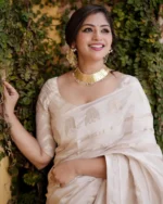 Ivory Grace Off-White Textured Silk Saree – Elegant Festive Wear - Image 4