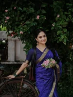 Royal Blue Traditional Silk Saree with Gold Zari Border - Image 5
