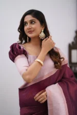Heritage Contrast Silk Saree with Dual Tone Border - Image 8