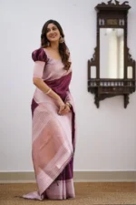 Heritage Contrast Silk Saree with Dual Tone Border - Image 4